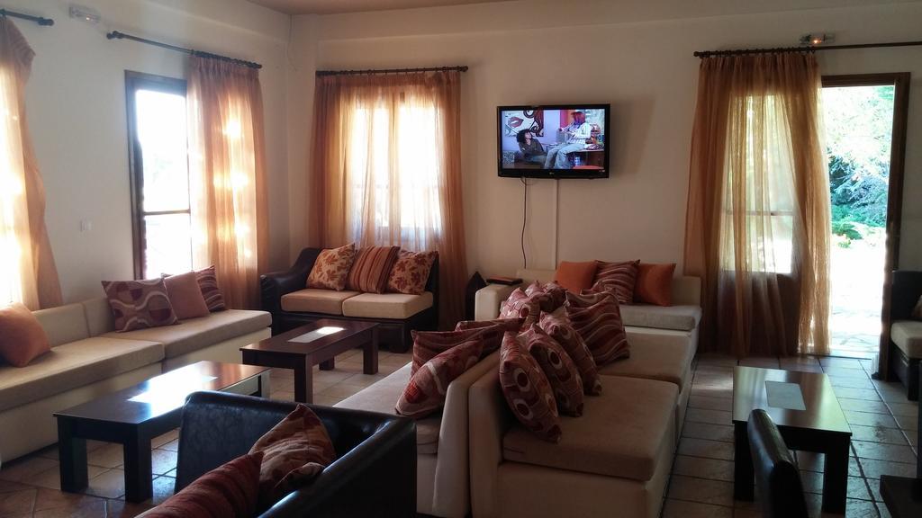 אנדריטסאינה Apollonion Hotel מראה חיצוני תמונה